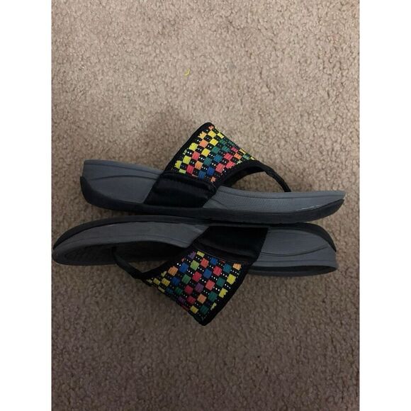 Baretraps Women's "Dasie" Multicolor Textile Thong Sandals Size 6.5M - Picture 4 of 6